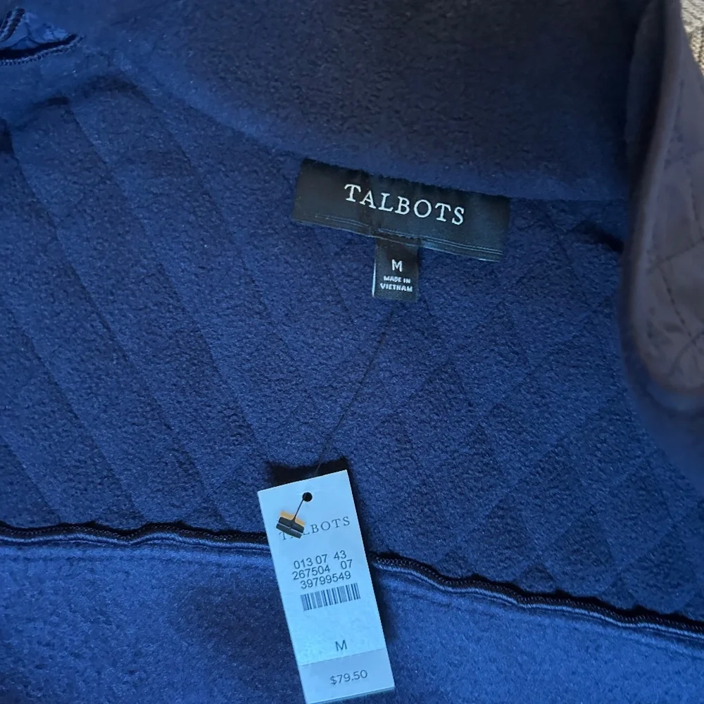 Talbots NWT size M navy fleece vest - Picture 5 of 5